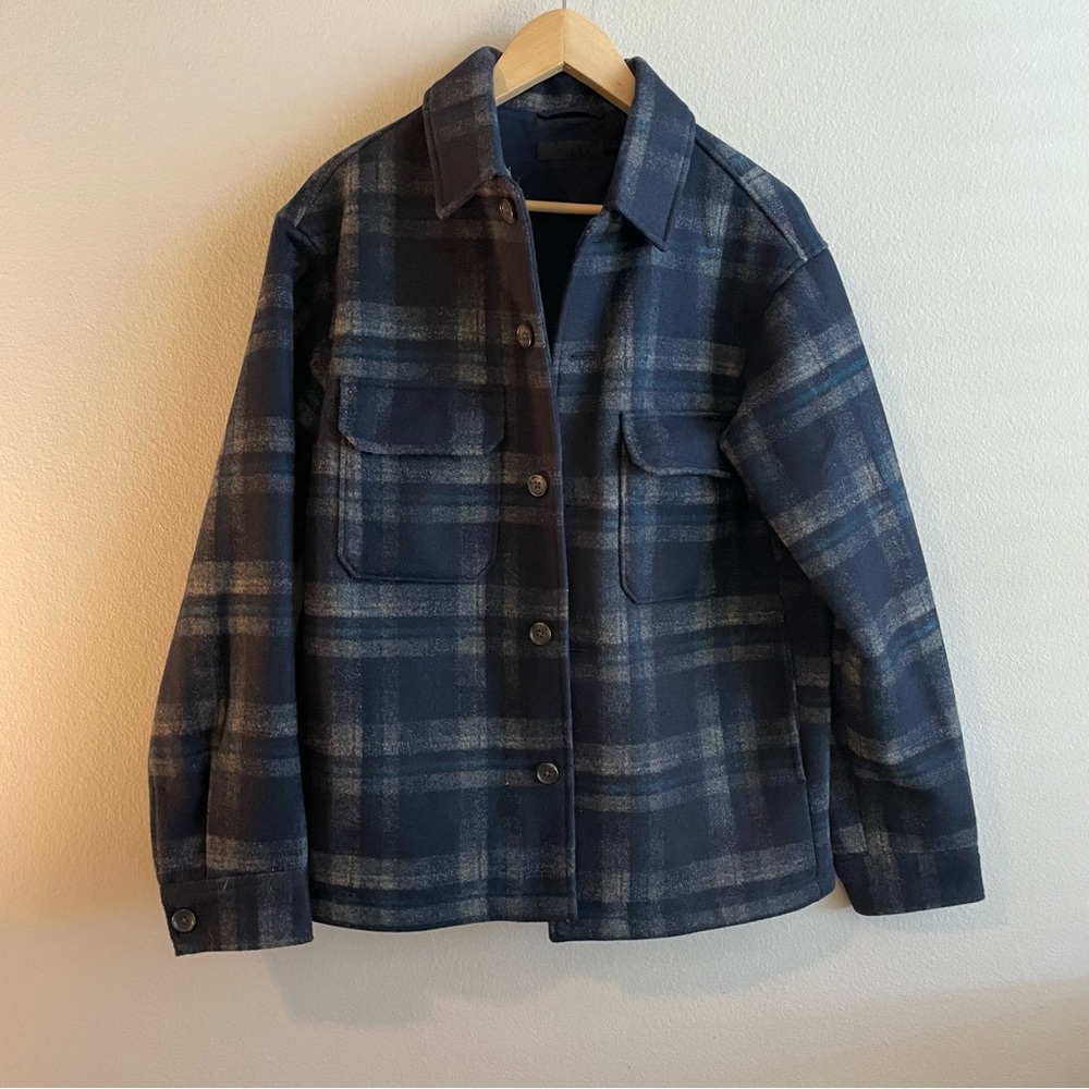 Uniqlo plaid overcoat size small